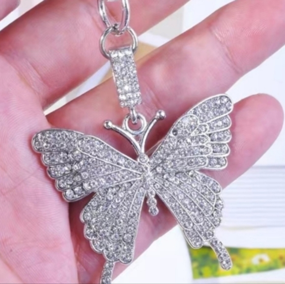 Rhinestone Butterfly Silver/Golden Charm - Picture 5 of 8